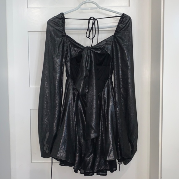 deborah shimmer chiffon fit and flare dress in black - Picture 2 of 4